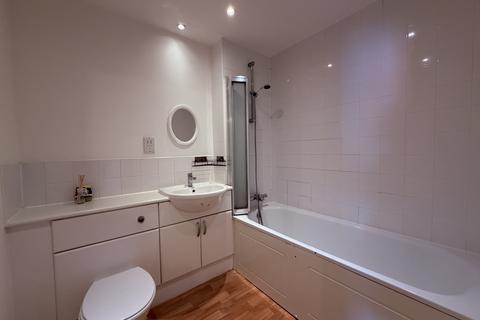 1 bedroom apartment to rent, Rill court, spring place, barking ig11