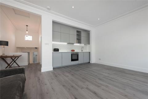 2 bedroom apartment to rent, Burns Road, London, NW10