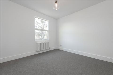 2 bedroom apartment to rent, Burns Road, London, NW10