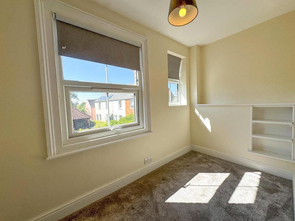 House in Newmarket - View 5