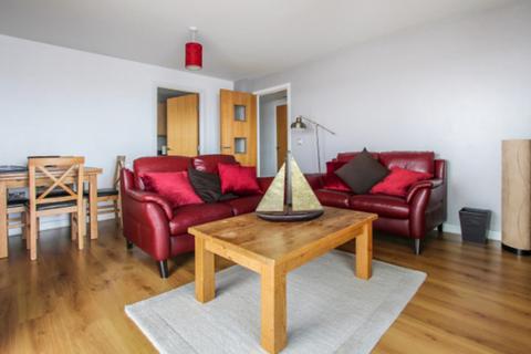 2 bedroom flat to rent, The Lantern Building, Davidson Close