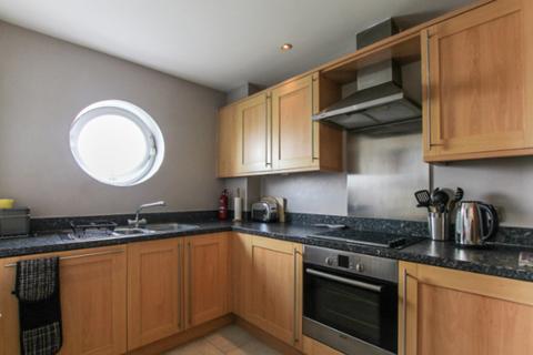 2 bedroom apartment to rent, The Lantern Building, Davidson Close