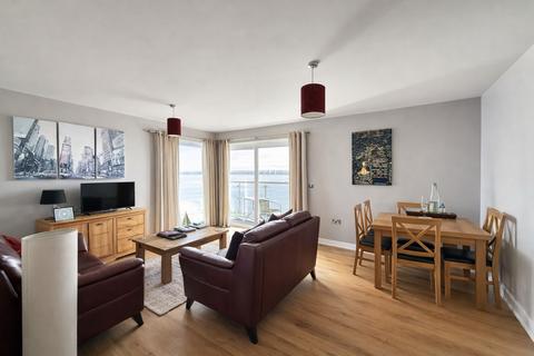 2 bedroom apartment to rent, The Lantern Building, Davidson Close