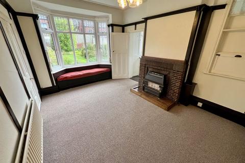 3 bedroom property to rent, Ashbourne Road, Leek, Staffordshire