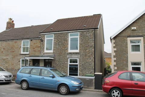 3 bedroom terraced house to rent - Cardiff Road, Llantrisant, CF72 8DG