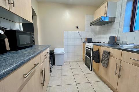 undefined, Swaythling