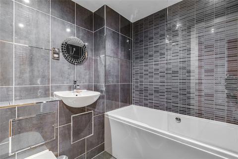 2 bedroom flat to rent, Roberts Court, 23 Essex Road, London