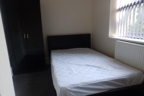 2 bedroom house share to rent - Apt 3, 3 Ribblesdale Place Preston PR1 3AF