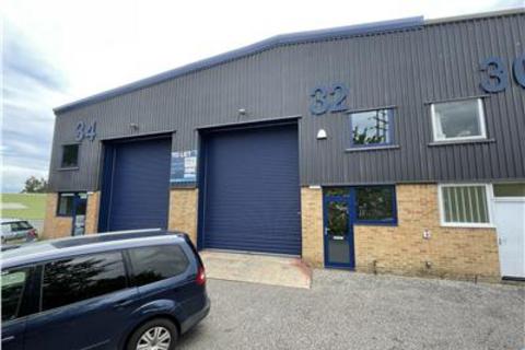 Industrial unit to rent, Unit 32-34, Harnham Trading Estate, Salisbury, SP2 8NW