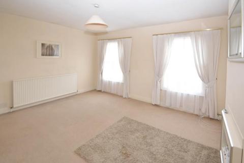 2 bedroom maisonette to rent, Alma Road, Windsor