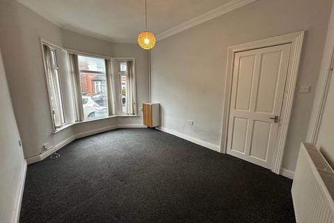 3 bedroom terraced house to rent, Bedford Street, Crewe