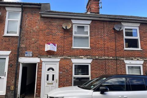 2 bedroom terraced house to rent, Peckham Street, Bury St Edmunds