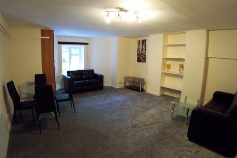 2 bedroom apartment to rent, Bainbrigge Road, Leeds