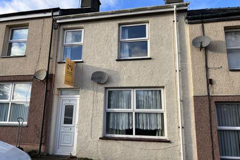 2 bedroom terraced house to rent, Menai Bridge, Isle of Anglesey