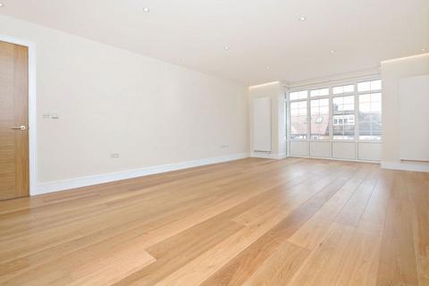 2 bedroom apartment to rent, Beechcroft Avenue, Golders Green, NW11