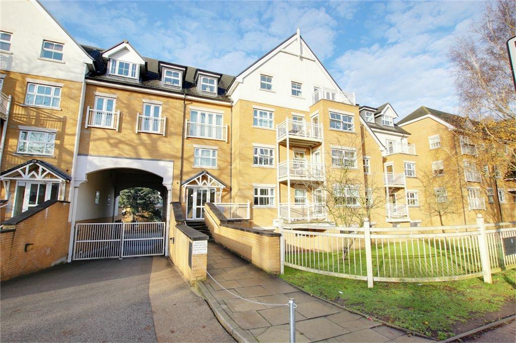 Shore Point, High Road, Buckhurst Hill, Essex 2 bed flat £450,000