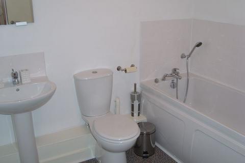 2 bedroom apartment to rent, 2 Bedroom Apartment with Parking, Hulme High Street, Manchester M15 5JR