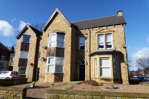 1 bedroom apartment to rent, Broad Dyke Lodge, Westover Road