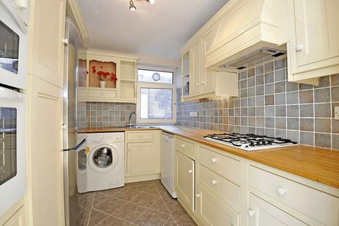 2 bedroom apartment to rent, Filmer Grove, Godalming GU7