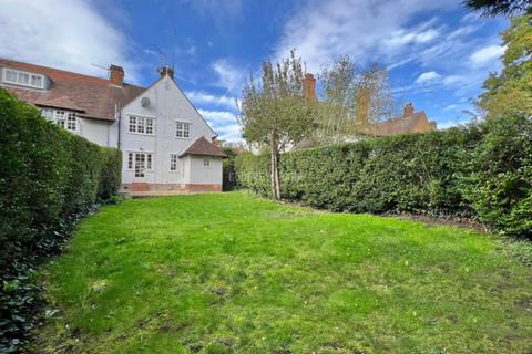 3 bedroom semi-detached house to rent, Hampstead Garden Suburb  NW11