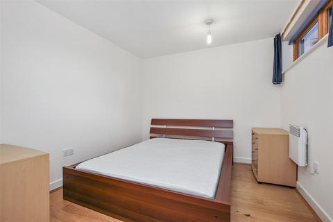 1 bedroom flat to rent, Roundwood Court, 3 Meath Crescent, London, E2