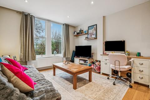 1 bedroom flat to rent, Castelnau, Barnes, London