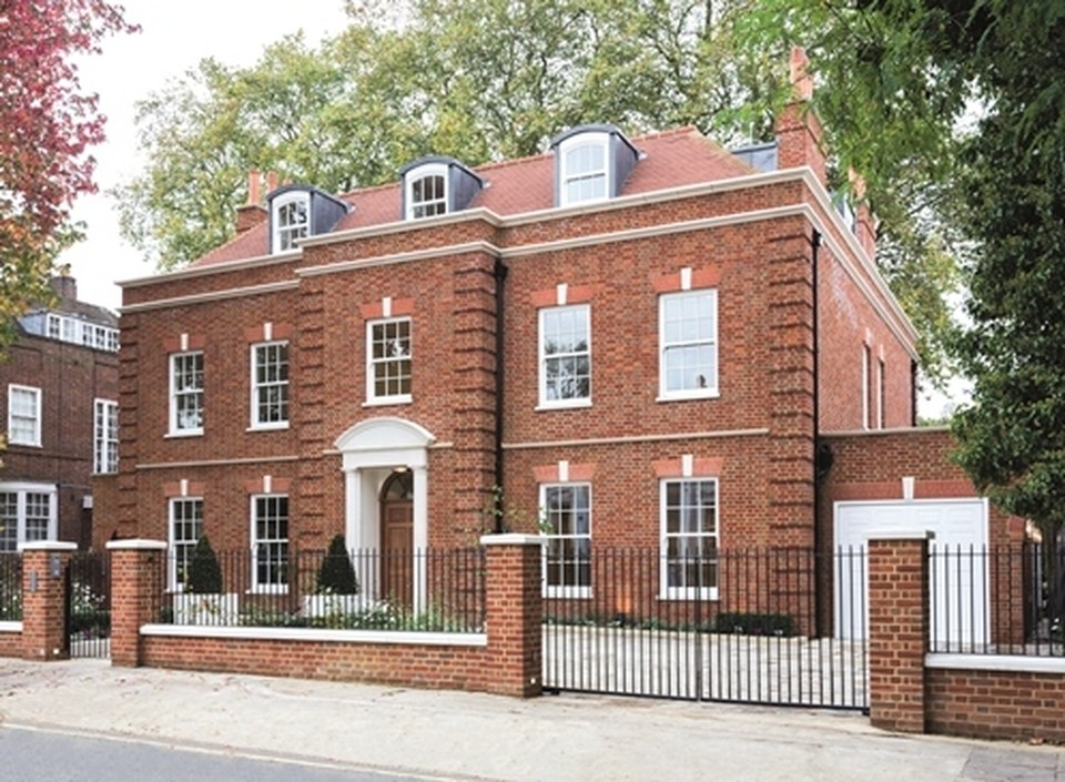 Acacia Road, London. NW8 6 bed house for sale