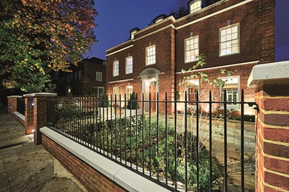 Acacia Road, London. NW8 6 bed house for sale