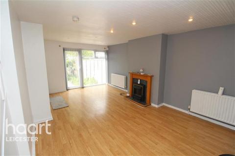3 bedroom semi-detached house to rent, Briar Meads , Oadby Available NOW