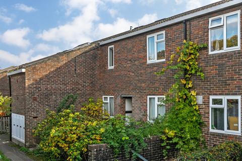 2 bedroom flat to rent, Colbourne Court, Oglander Road, Winchester, SO23