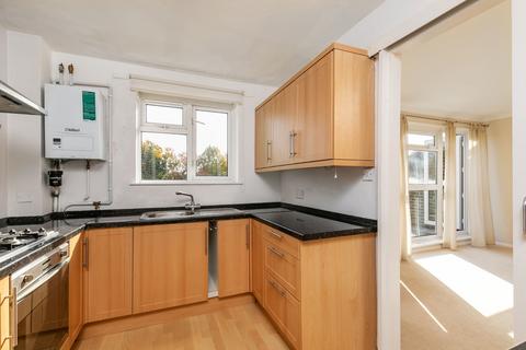 2 bedroom flat to rent, Oglander Road, Colbourne Court Oglander Road, SO23