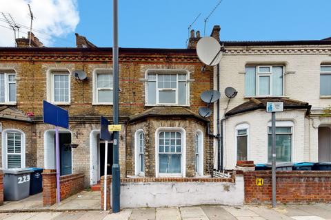 3 bedroom maisonette to rent, Kilburn Lane, Queens Park W10