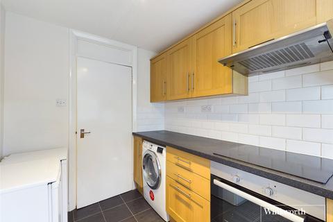 undefined, Lima Court, Bath Road, Reading, Berkshire, RG1