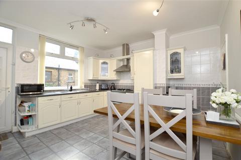 3 bedroom terraced house for sale, Glebe Street, Off South Parade, Pudsey, West Yorkshire