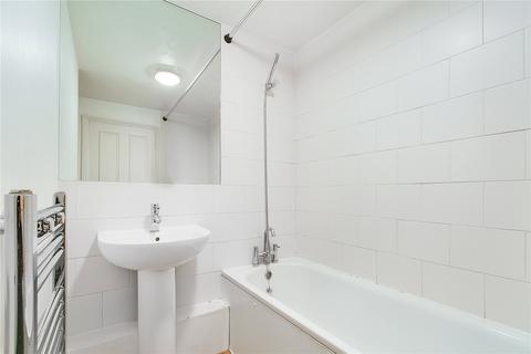 2 bedroom flat to rent, Elm Road, London