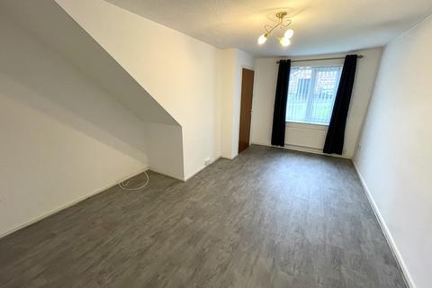 2 bedroom semi-detached house to rent, Ffynnon Samlet, Llansamlet, SA7 9QQ