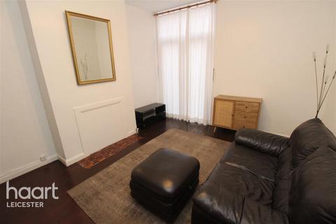 1 bedroom flat to rent, Station Road, Wigston