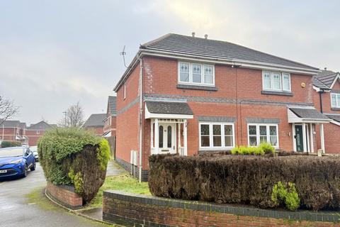 3 bedroom semi-detached house to rent, Capricorn Road, Moston