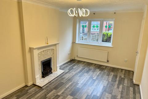 3 bedroom semi-detached house to rent, Capricorn Road, Moston