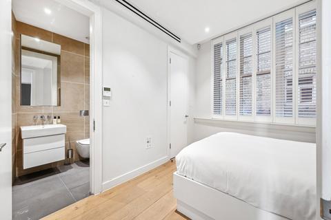 1 bedroom apartment to rent, Floral Street, Covent Garden, WC2E