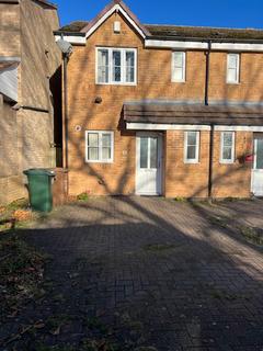 3 bedroom semi-detached house to rent - Farmhouse Road, Willenhall