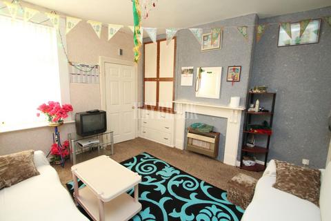4 bedroom end of terrace house for sale, Herries Road, Fir Vale