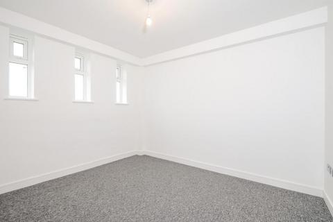 2 bedroom apartment to rent, Edison House, 16-18 Winchester Road, Basingstoke, Hampshire, RG21