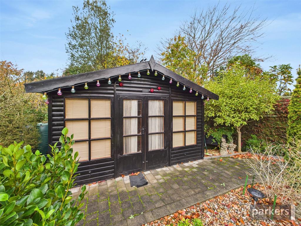 Garden Room 1