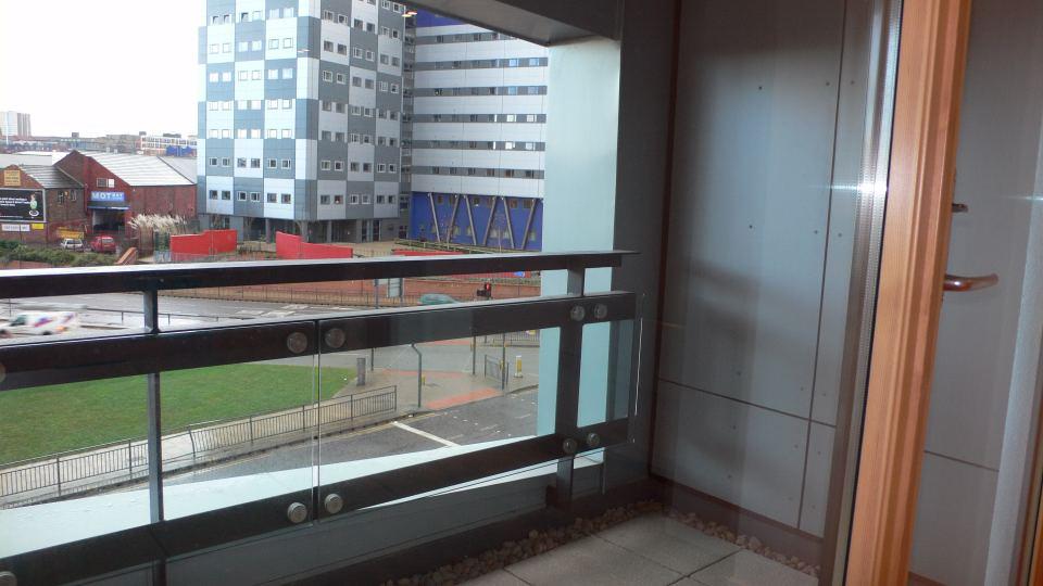 Photograph 4