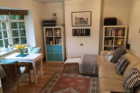 undefined, Neale Close, Hampstead Garden Suburb, N2