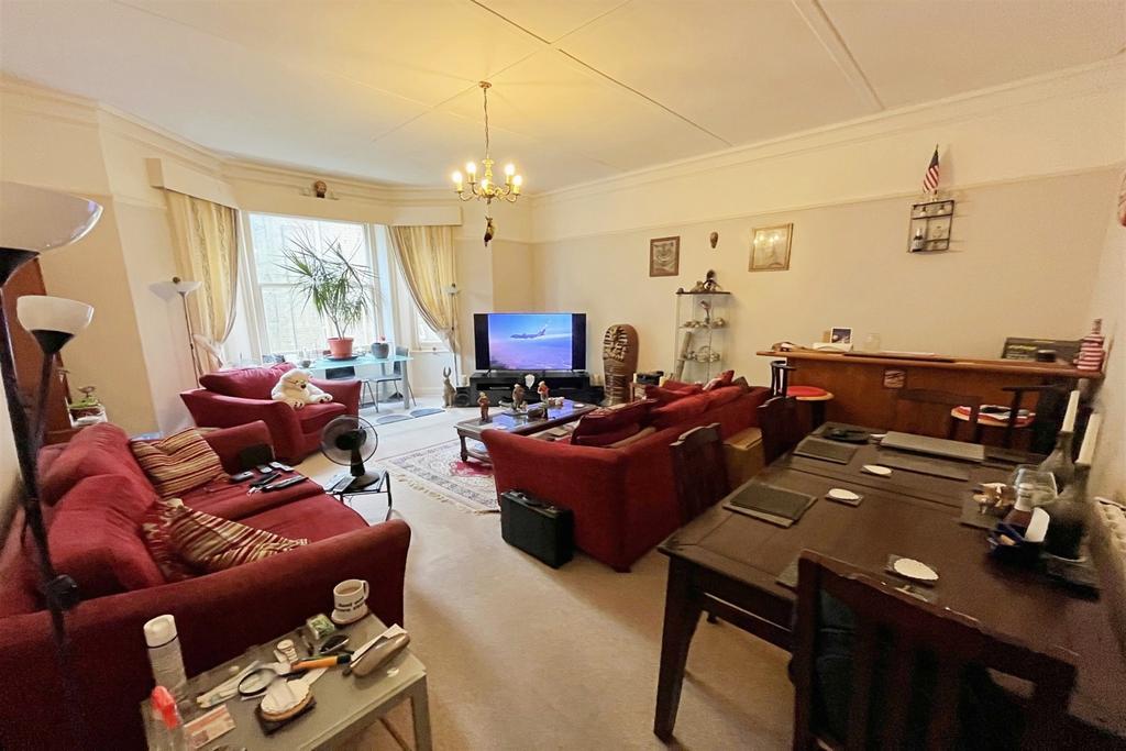 Apartment in Bournemouth, Springbourne - View 2