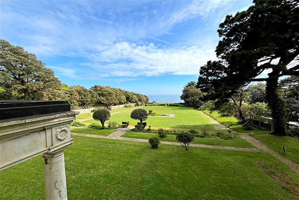 Apartment in Bournemouth, Springbourne - View 3