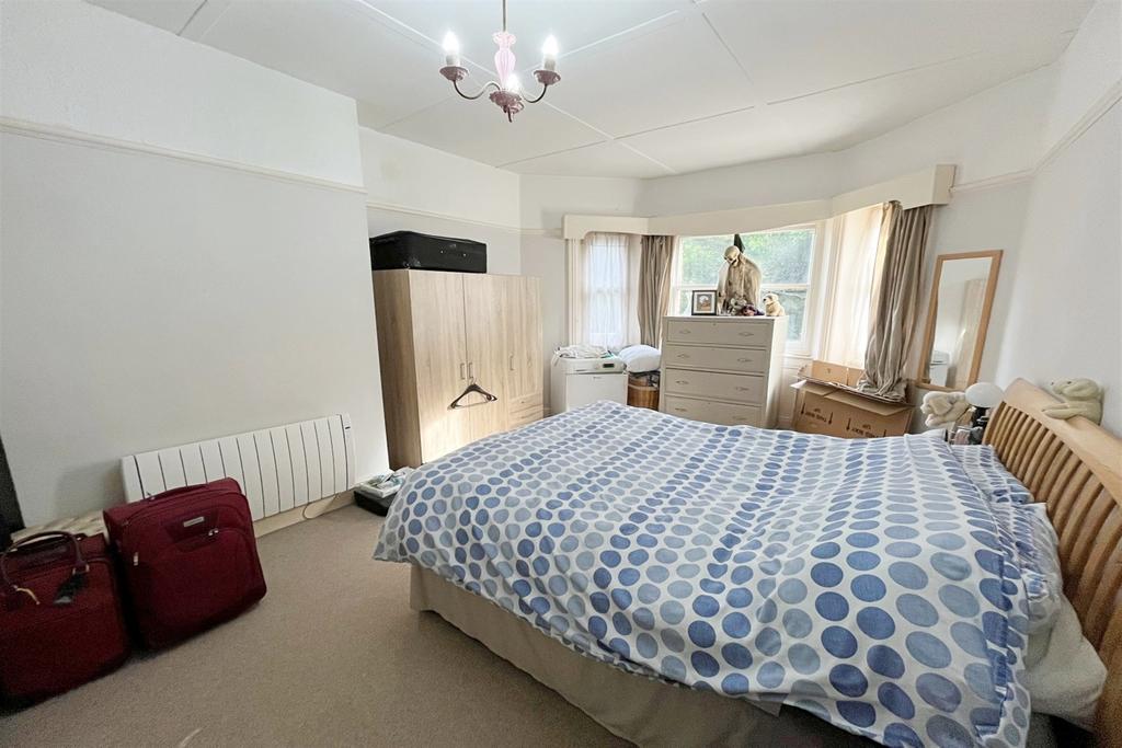 Apartment in Bournemouth, Springbourne - View 5