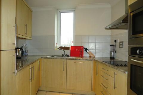 2 bedroom flat to rent, Antilles Bay, Lawn House Close, E14